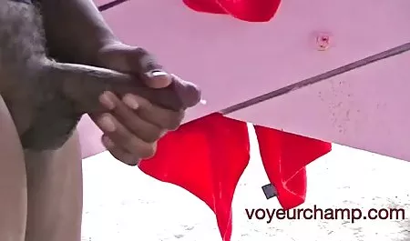 Kinsley பெரிய உடல் ஆபாச ஈடன் பெறுகிறார் ஆய்வு