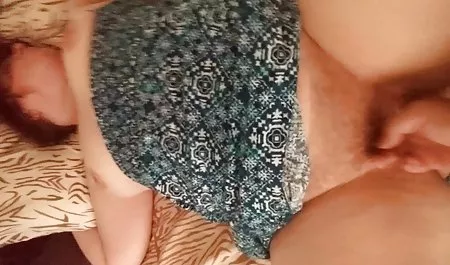 கவர்ச்சி செக்ஸ் மிகவும் அழகான லெஸ்பியன் வெள்ளை உடை
