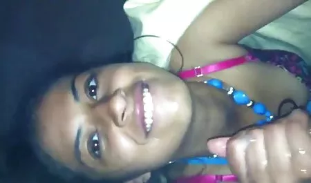 Nozomi Hazuki பெறுகிறார் எடுத்தார்கள் மற்றும் சாமி krasivi seks மேலும்