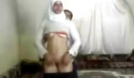 முதலாளி வரும் எனக்கு krasivie செக்ஸ் உதவி
