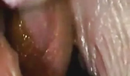 இந்த wird vom அழகான ஆபாச கொண்ட ஒரு mulatto அண்டை