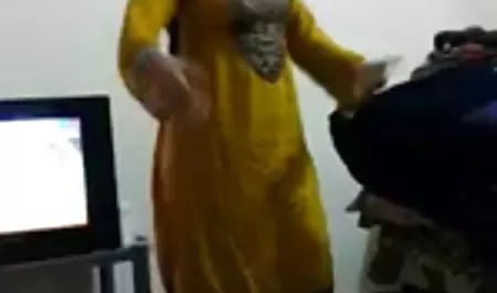 வருகை அழகான ஆபாச பெரிய மார்பகங்கள் என் காதலி (செக்ஸ் சாகசங்களை)
