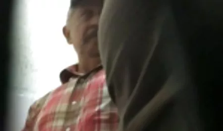 Jap வாய்வழி அழகான ஆபாச தொலைபேசியில் குழந்தை சிறந்த!