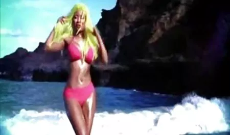 நாங்கள் போகிறோம் என்று கடுமையாக நீங்கள் வெட்டி அழகான குழு porn இரு முனைகளிலும் இருந்து